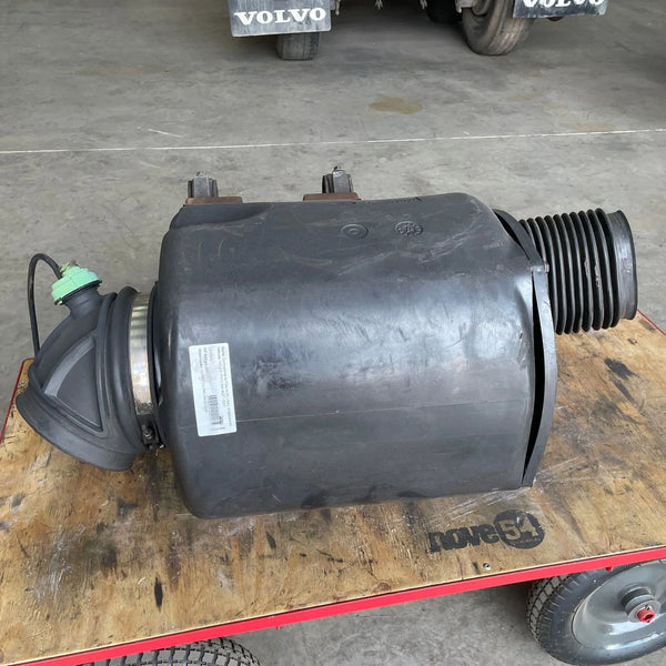 Compartimento Filtro AR Volvo FH 2001