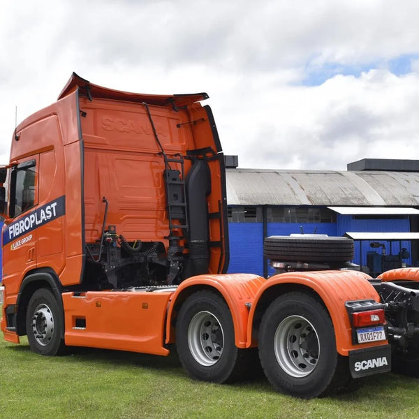 Carenagem Side Skirt Lateral Scania NTG Entre eixo 3550 mm Escapamento Central - Fibroplast