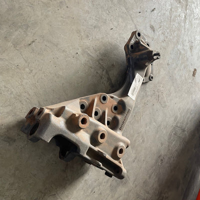 Suporte Rebocador Lado Direito Scania R124 1999