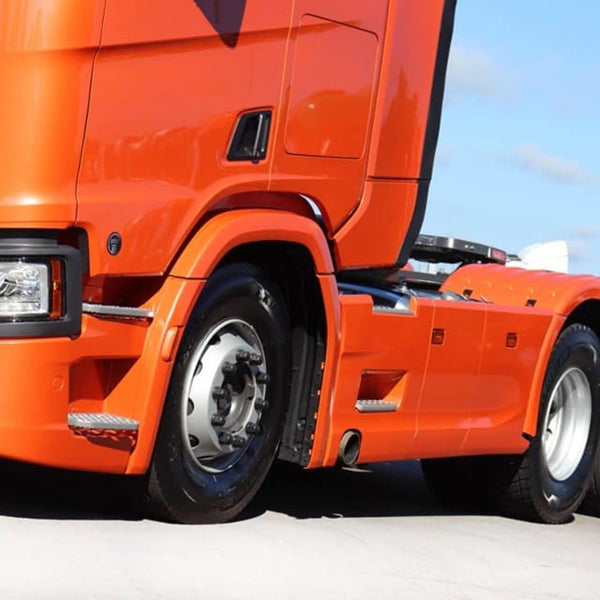 Carenagem Side Skirt Lateral Scania NTG Entre eixo 3350 mm Escamento Lado Esquerdo - Fibroplast
