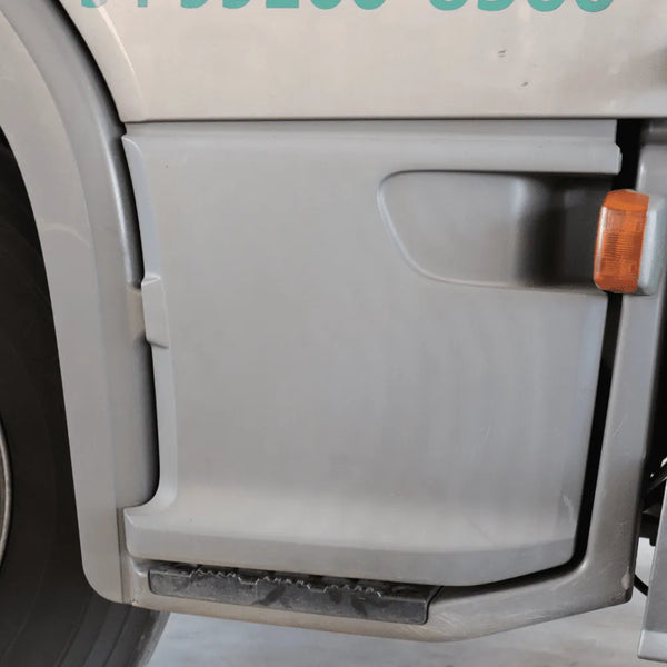 Tampa Estribo Mercedes-Benz Atego (2 Degraus)