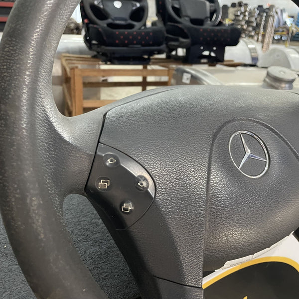 Volante 450MM C/ Comandos - Mercedes-Benz Axor/Atego/Actros