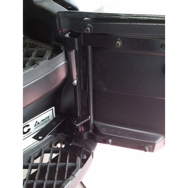 Kit Tampa Estribo Volvo VM 2006 em diante 2 degrau
