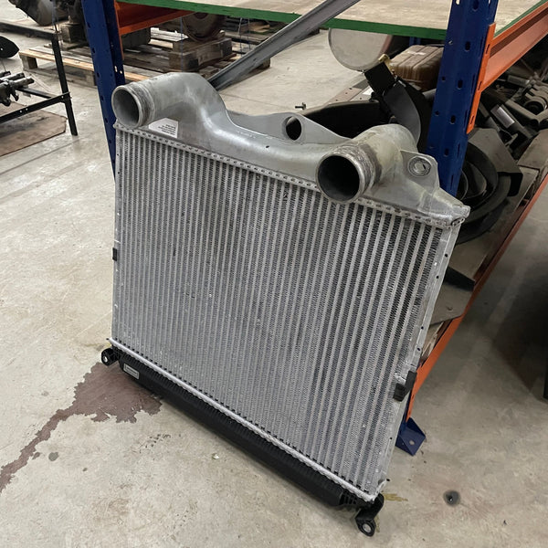 Intercooler Para Caminhão MAN TGX - Código 81061300203