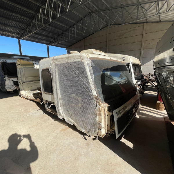 Cabine Volvo FM 2001 - Para Peças