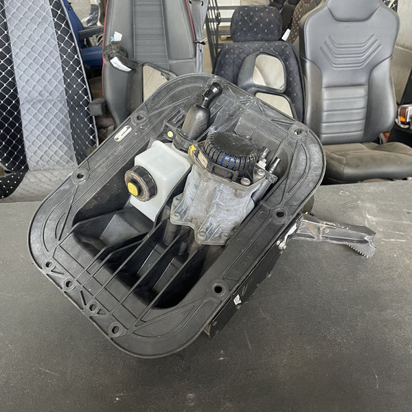 Pedaleira Completa – Cód. 22984185 | Aplicação: Volvo VM 210