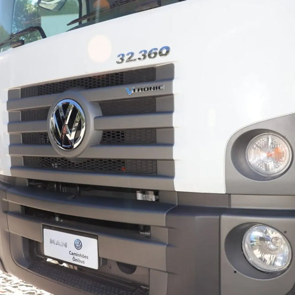 Capô Volkswagen Constellation