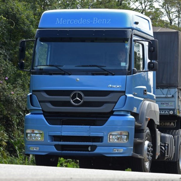 Farol auxiliar Mercedes-Benz Axor 1933 2036 até 2644