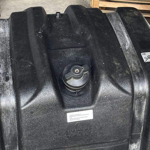 Tanque Combustível 315L – VW Constellation – Cód. 23K201021A