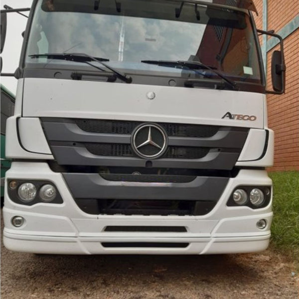 Spoiler Mercedes-Benz Atego 2013 (14 cm) Necessário M30069 - BL Fibras
