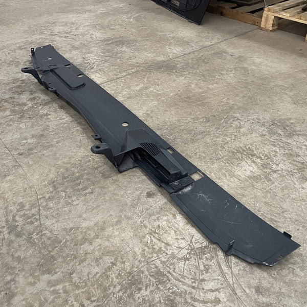 Tampa Inferior Dianteira – Volvo FH Clássico | Código 20789628