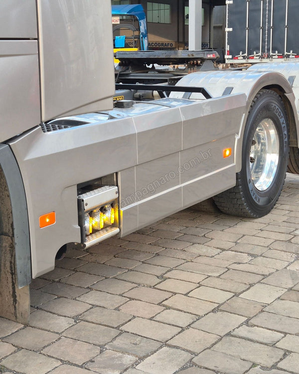 Carenagem Side Skirt Lateral Volvo New FH 6x4 3600 mm 3700 mm - Boff