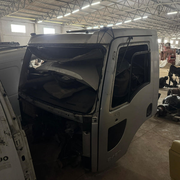 Ford Cargo Panda Cabine Simples - Para Peças