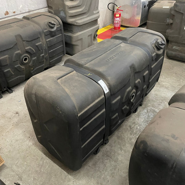 Tanque Combustível 300 LTS Volvo FM 2014