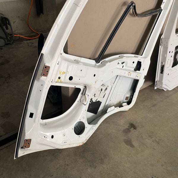 Porta Lado Direito Ford Cargo Panda - Código BC457020124BA