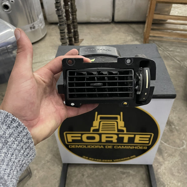 Difusor De Ar Volvo Vm – Código 20723059