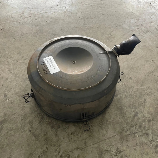 Tampa Corpo Filtro AR Iveco Stralis