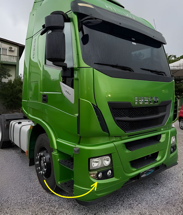 Acabamento Farolete Cromado Iveco Stralis após 2008