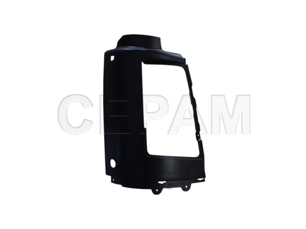 Moldura Farol Volvo FH 12 (2005 a 2010) Lado Direito - foto do fabricante Cepam