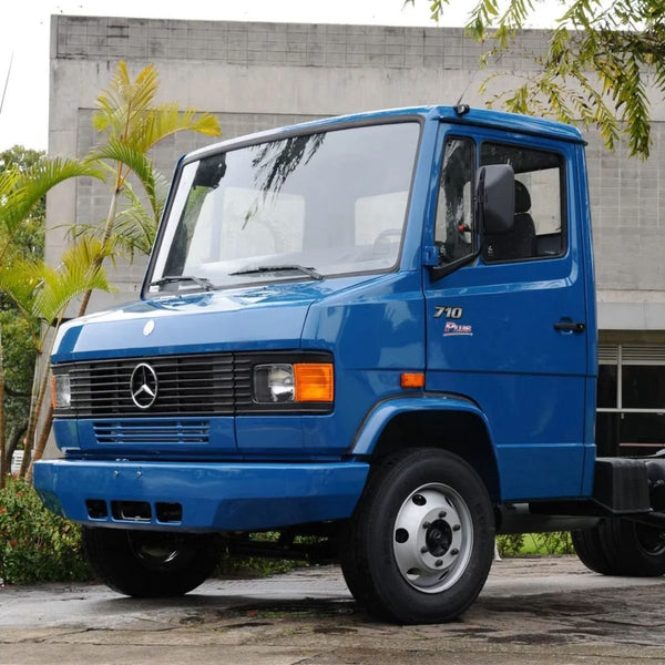 Para-choque Mercedes-Benz 709 710 912 914 LN