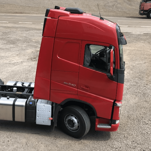Defletor de Ar Teto Alto Rebaixado (Com Aplique) Volvo New FH 2015 - Boff