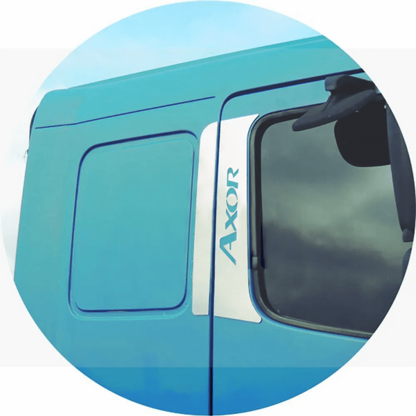Aplique de Inox para Coluna da Porta - Mercedes Benz Axor