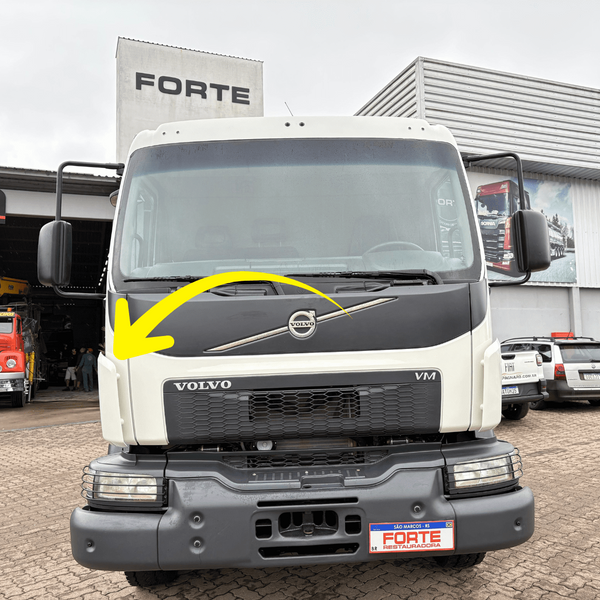 Coluna Frontal Volvo VM Plástico - Boff