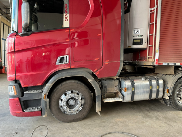 Acabamento Paralama Cabine Dianteiro Scania NTG - 770 mm