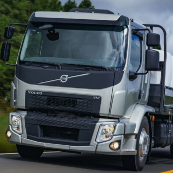 Lâmina Tapa Sol Volvo VM 2019 até 2022
