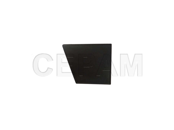 Tampa Para-choque Iveco Tector (2010 a 2019) Lado Direito - foto do fabricante Cepam