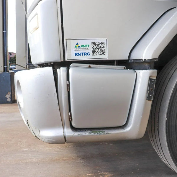 Tampa Estribo Ford Cargo 2001 a 2010 Lado Direito / Esquerdo