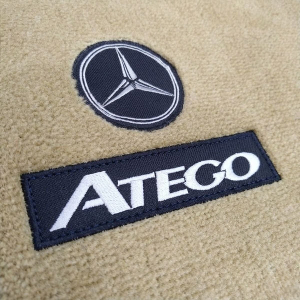 Jogo de Tapete Preto Para Caminhão Mercedes-Benz Atego