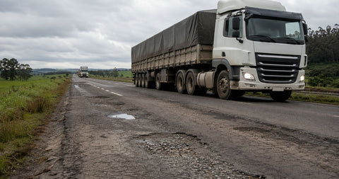 Condições das estradas do Paraná — impacto no transporte rodoviário de cargas