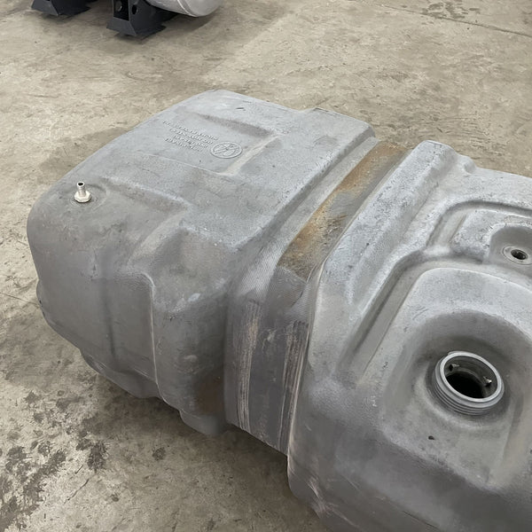 Tanque Combustível 590 Litros – Mercedes-Benz Axor - Código: 9584701201