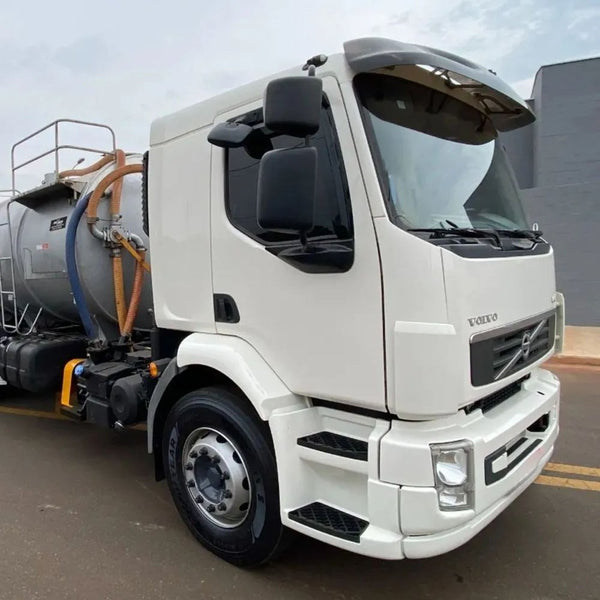 Estribo Volvo VM 2006 até 2018  - Fibra