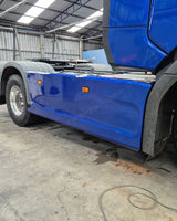 Carenagem Side Skirt Lateral Scania NTG Entre eixo 3150 mm/3350 mm/3550 mm/3600 mm Escapamento Lado Esquerdo - Boff