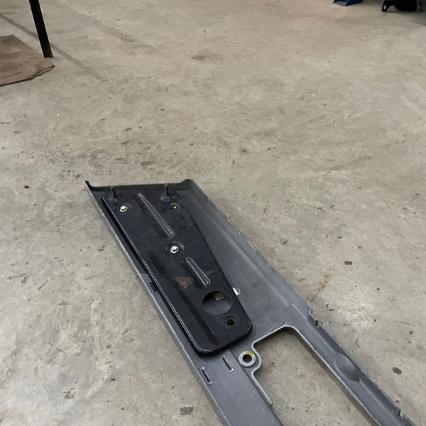 Para - Choque Central Mercedes Benz  Atego Após 2013 – Código 9588851401