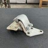 Dobradiça Porta Inferior Com Limitador Lado Direito – Iveco Strallis – Código 99442507
