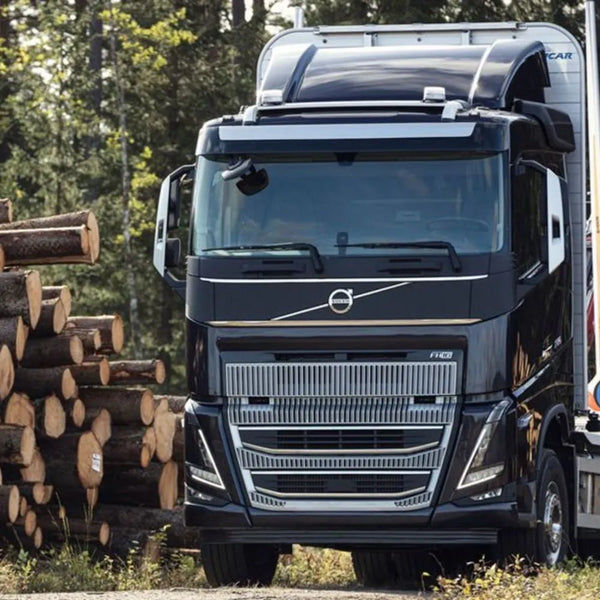 Moldura do Farol New Volvo FH5 "LED"