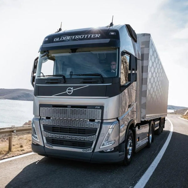 Acabamento Inferior do Para-Brisa New Volvo FH5