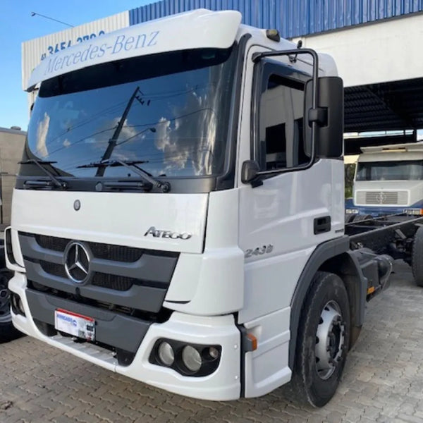 Capa do Farol Acrílico Auxiliar Mercedes-Benz Atego 2012 2020