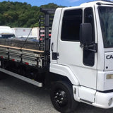 Kit Tampa Estribo Ford Cargo 815 2000 até 2011 Lado Direito Esquerdo - 1 Degrau