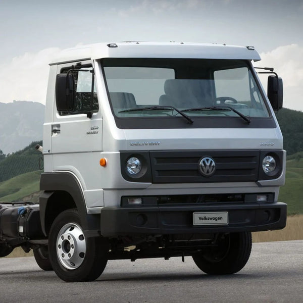 Para-choque Volkswagen Delivery 8.160 - Plástico