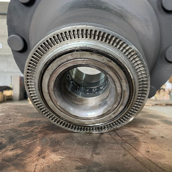 Cubo Roda Dianteiro com Rolamento Para Freio ABS Scania S5