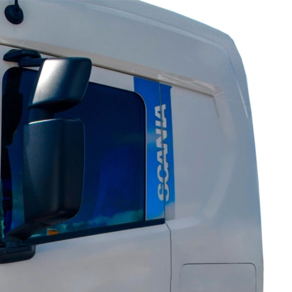 Acabamento da Coluna da Porta em Inox Espelhado para caminhão Scania NTG