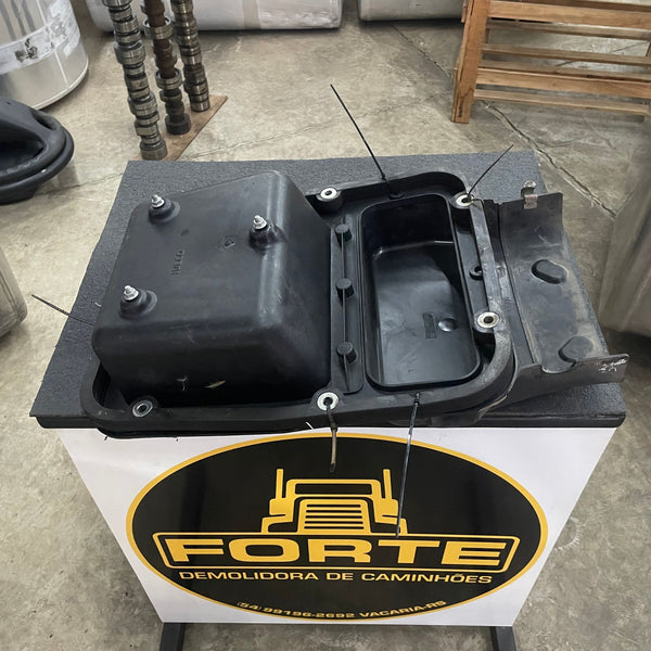 Conjunto Tampa Fios Iveco Stralis Códigos 500369348/41221045