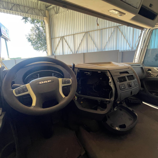 Cabine DAF XF - Semi completa - Teto Alto - ano (2021)