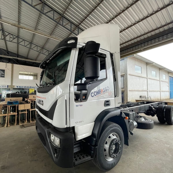 Defletor De Ar Iveco Tector Cabine Simples Completo - Rodoplast