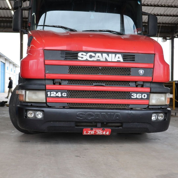 Capa Para-choque Scania T R 114 124 (Bicudo)