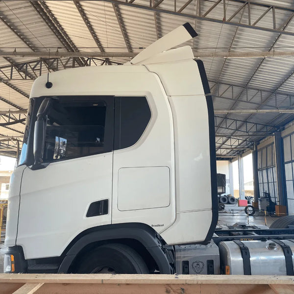 Defletor de AR Scania NTG Cabine R Sem Charuto - Boff